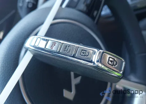 2024 Kia Sportage Sx z USA, uszkodzony, nr VIN 5XYK43DF1RG170873